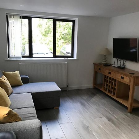 1 Bedroom Self Contained Separate Annexe In Exeter Ide المظهر الخارجي الصورة