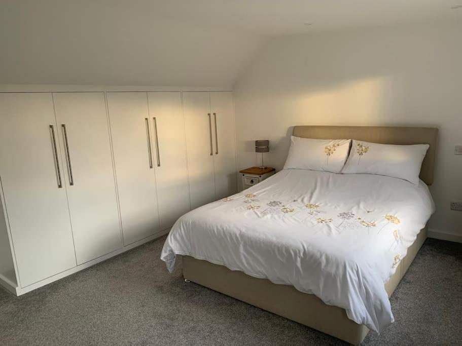 1 Bedroom Self Contained Separate Annexe In Exeter Ide المظهر الخارجي الصورة